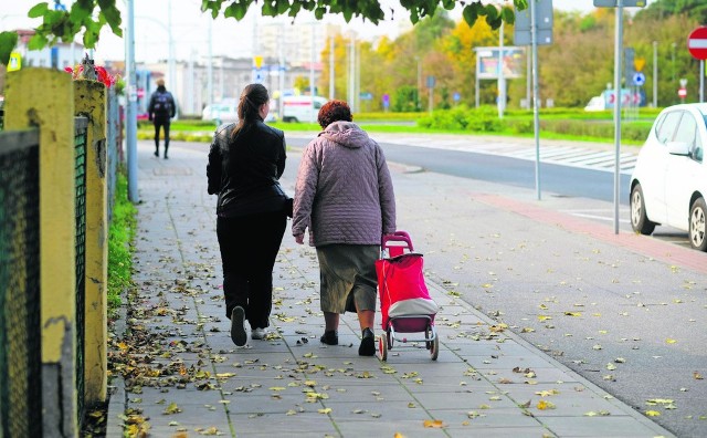 Czy przed placem Hoffmanna przydałby się przystanek tramwajowy, m.in. dla osób idących ulica Bema?