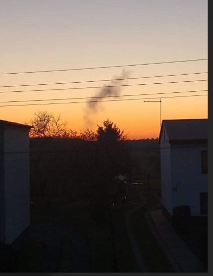 Wybuch w firmie Nitroerg w Krupskim Młynie. Doszło do niekontrolowanej eksplozji. Trwa akcja ratunkowa