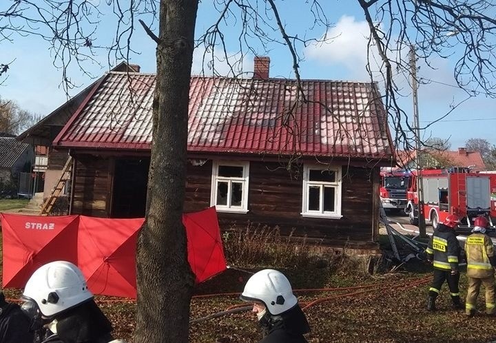 Rynki. Tragiczny pożar. Kobieta zginęła w płomieniach (zdjęcia)