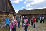 Majówka w muzeum we Wdzydzach. Uczestnicy poznali fascynującą historię Kaszub. Dawne obrzędy i wierzenia na Kaszubach ZDJĘCIA