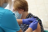 Tylko co trzeci nauczyciel w Jastrzębiu-Zdroju chce się zaszczepić na Covid-19. Nie wierzą w skuteczność szczepionki AstraZeneca