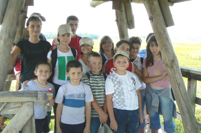 Członkowie Szkolnego Koła Krajoznawczo-Turystycznego &#8222;Powsinoga" w Janikowie szykują się na kolejny rajd.