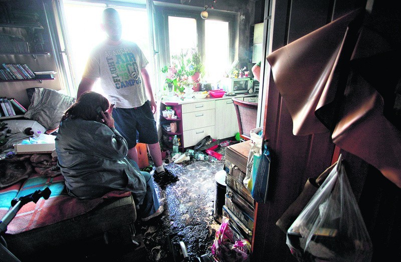 W wyniku pożaru zniszczona została kuchnia w mieszkaniu na...