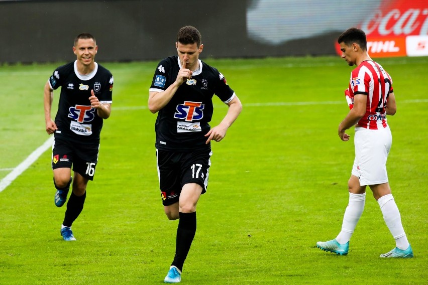 Jagiellonia pokonała Cracovię 2:1 i minęła ją w tabeli grupy...