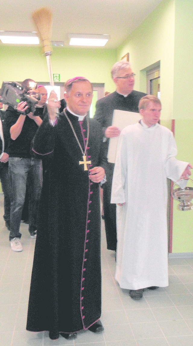 Dom poświęcili abp Mieczysław Mokrzycki i bp Grzegorz Kaszak