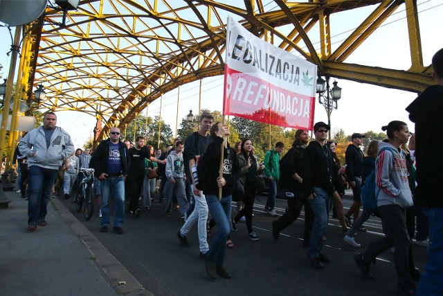 W czasie marszu mogą występować utrudnienia w ruchu