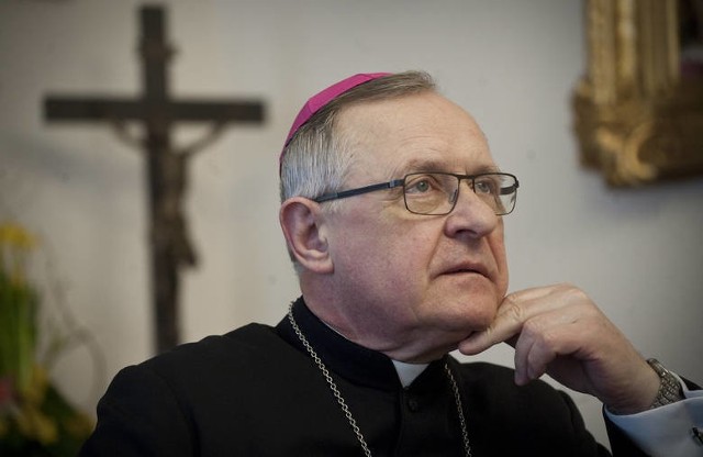 Biskup Edward Dajczak zakończył leczenie w szpitalu