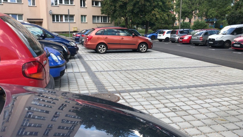 Parking z kostki ekologicznej w Tychach