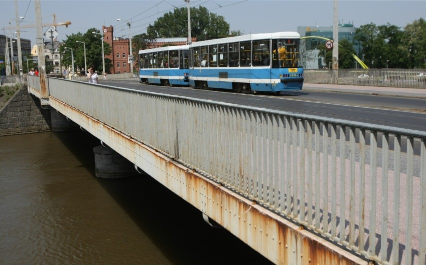 Mosty Uniwersyteckie we Wrocławiu są w fatalnym stanie....