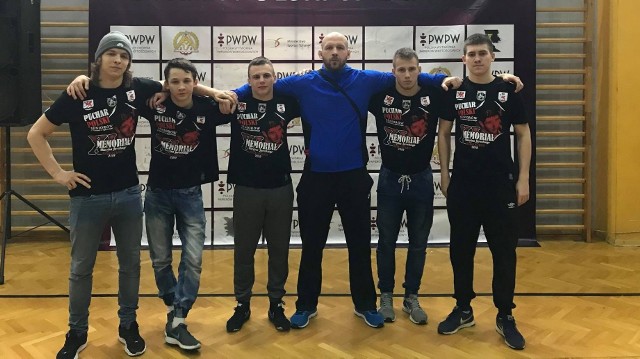 Zapaśnicy z Połańca i Staszowa startowali w Pucharze Polski w Białogardzie.