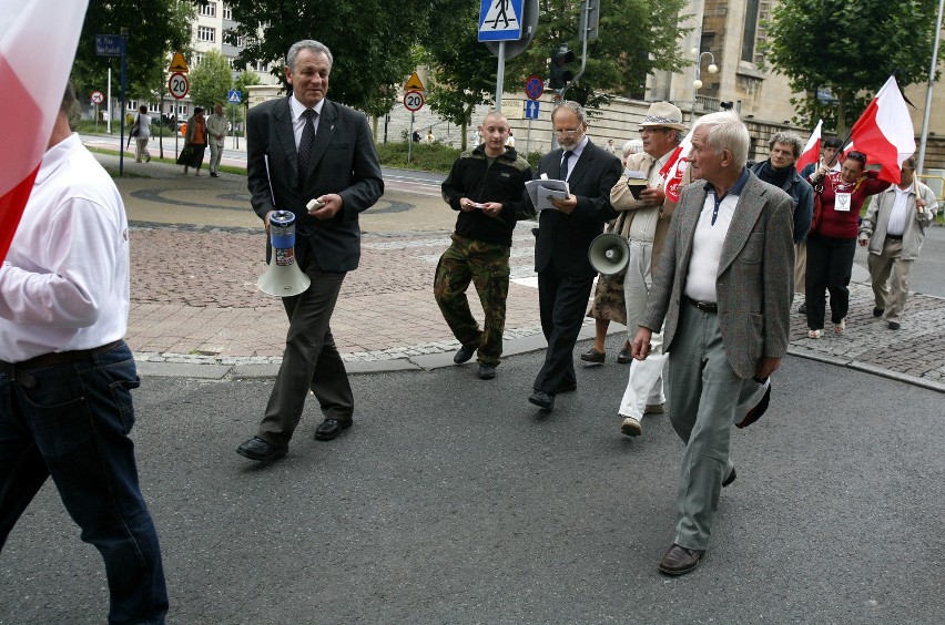 Liga Obrony Suwerenności manifestowała w Katowicach [ZDJĘCIA]