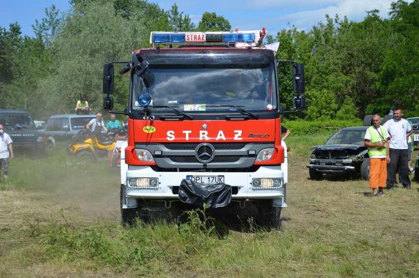 Wraki ścigały się w tumanach kurzu [FOTO]