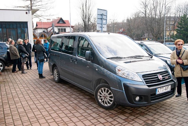 Jedno z dwóch takich służbowych aut wkrótce zostanie sprzedane przez Urząd Miasta w Zakopanem