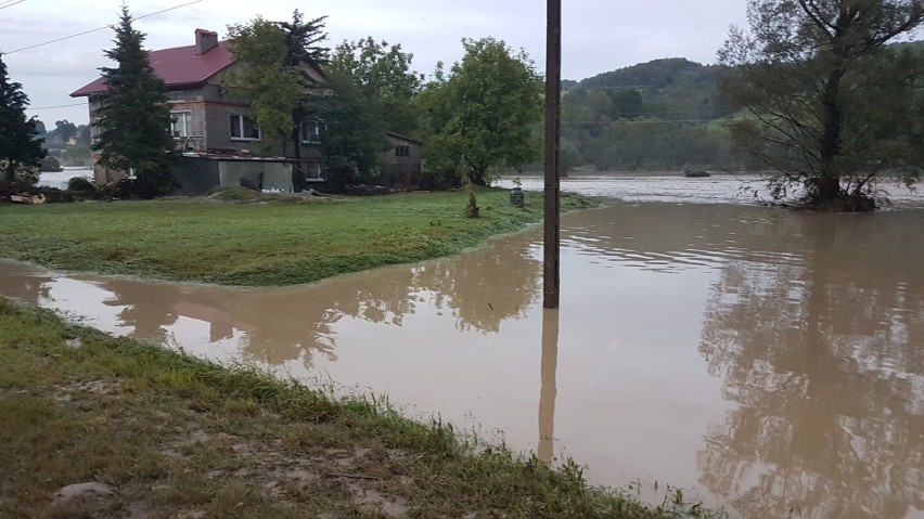 Straty po piątkowej burzy na torowisku Przeworskiej Kolei...