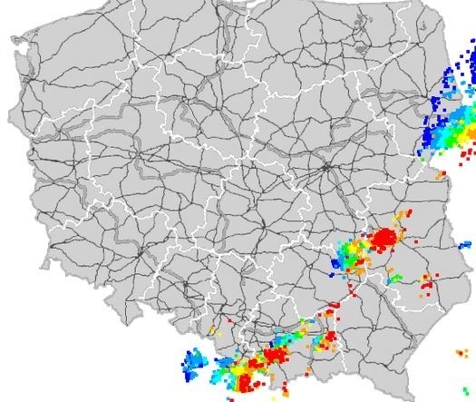 Uwaga! Nad Łódź nadciągają burze i ulewne deszcze