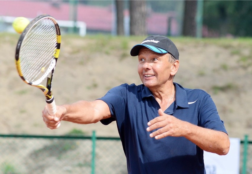 70 tekstów z kabaretu Tey na 70. urodziny Zenona Laskowika...