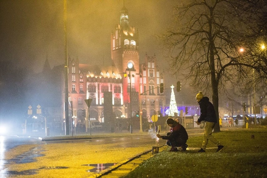 Co można a czego nie w sylwestrową noc?