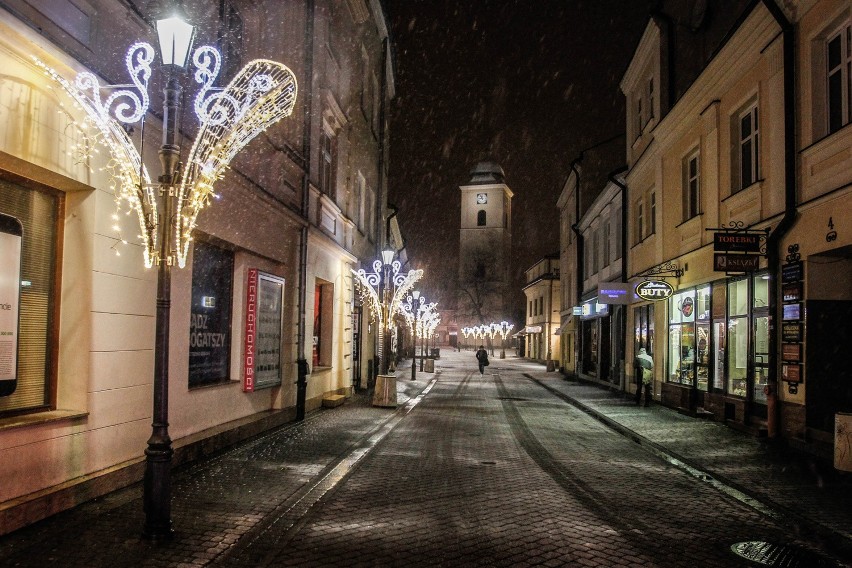 Świąteczne ozdoby w Rzeszowie już świecą [FOTO,WIDEO]