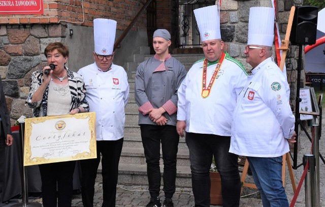 W Akademii Szkolnictwa AS w Inowrocławiu odbył się Festiwal Zawodów. W trakcie imprezy szkoła otrzymała certyfikat Kuźnia Talentów Kulinarnych