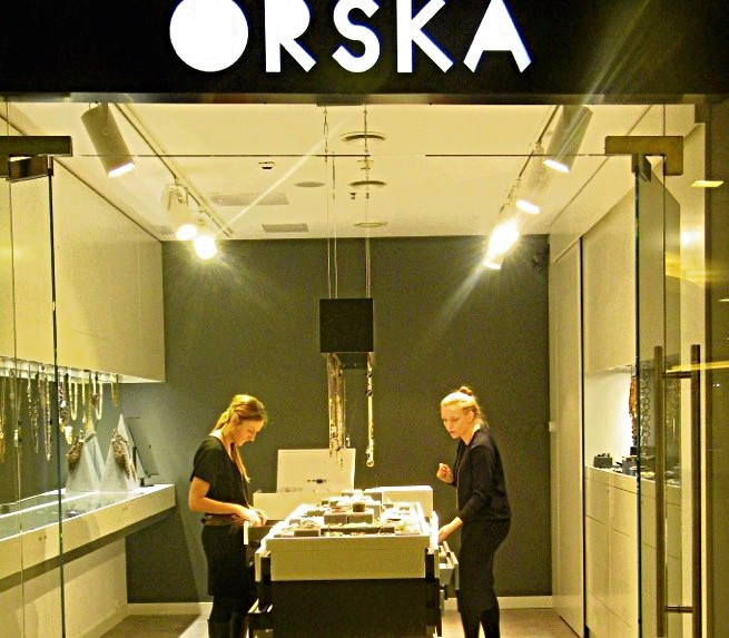 Nowy sklep z biżuterią w DH Renoma - sklep marki ORSKA.