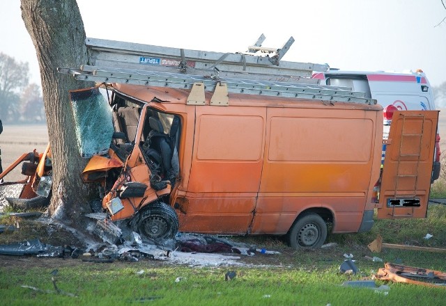 Wypadek na trasie między miejscowością Zaleskie, a Duninowem.