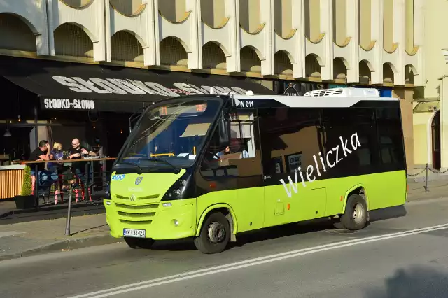 Od stycznia 2023 wzrosną ceny biletów za przejazd autobusami, które wożą obecnie pasażerów na dziewięciu trasach w gminie Wieliczka