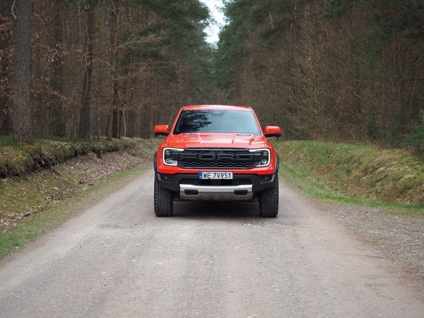 Ford Ranger Raptor jest, był i zawsze będzie niesamowitym...