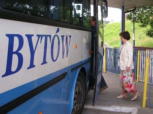 W ubiegłym tygodniu wracając ze szkoły, spytał się kierowcy autobusu PKS Bytów, czy jedzie przez Sierakowo Sławieńskie. Kierowca potwierdził i chłopiec wsiadł.