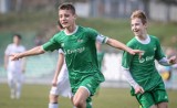 CLJ U-15. Lechia Gdańsk wygrywa i marzy o mistrzostwie. Trzeci gol wiosną Kacpra Urbańskiego [zdjęcia]