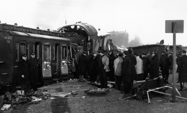 Katowice, Mysłowice: 6 zabitych, 40 ciężko rannych, 16 lżej. Zdjęcia z 1937 roku