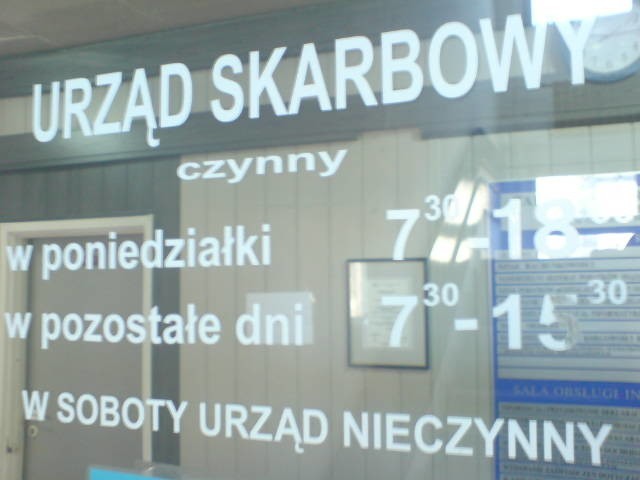 Urząd Skarbowy w Gorzowie pracuje do 15.30, a w poniedziałki do 18.00. Ale - warto zapamiętać - od 1 kwietnia dniem dłużej pracy będzie piątek.