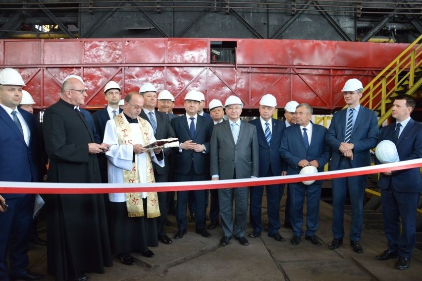 Walcownia w Ostrowcu oficjalnie otwarta. Już produkuje
