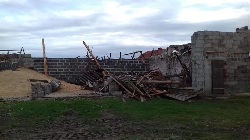 Pożar stolarni w Czempiszu.