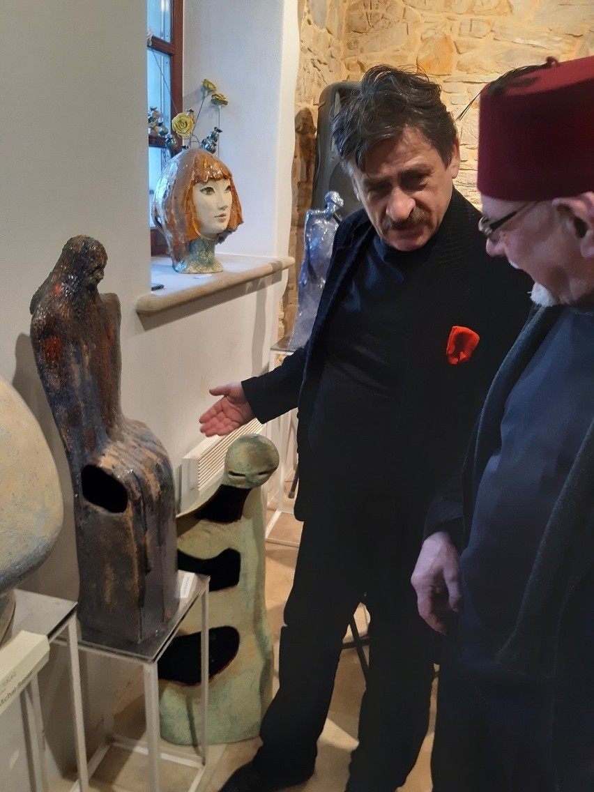 Artysta radomski, Jacek Michał Szpak, zaprezentował swoje prace w Galerii Sztuki Batko, nieopodal Krakowa. Zobacz zdjęcia