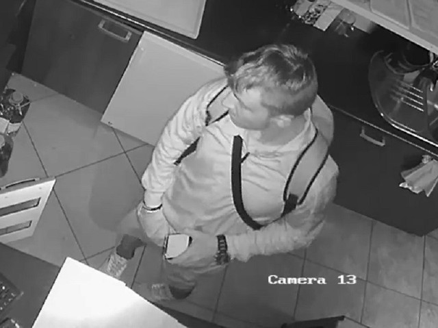 Policjanci z Człuchowa szukają mężczyzny, który włamał się do restauracji