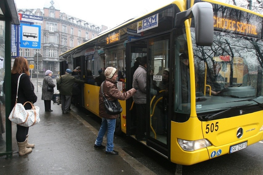 KZK GOP zapowiada obniżke cen biletów autobusowych i...