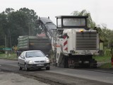 W Rzeszowie drogowcy zaczęli wakacyjne asfaltowanie ulic. Powstanie nowe rondo