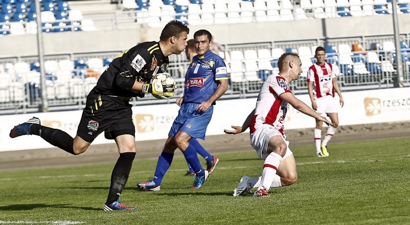 Resovia Rzeszów zremisowała na stadionie miejskim z Motorem...