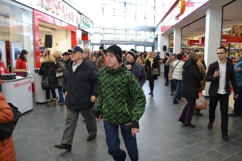 Galeria Karuzela w Wodzisławiu Śl. już otwarta. Tłumy na otwarciu [ZDJĘCIA]