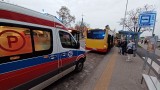 Groźny wypadek autobusu we Wrocławiu. Ludzie powywracali się, kobieta wybiła głową szybę! [ZDJĘCIA]