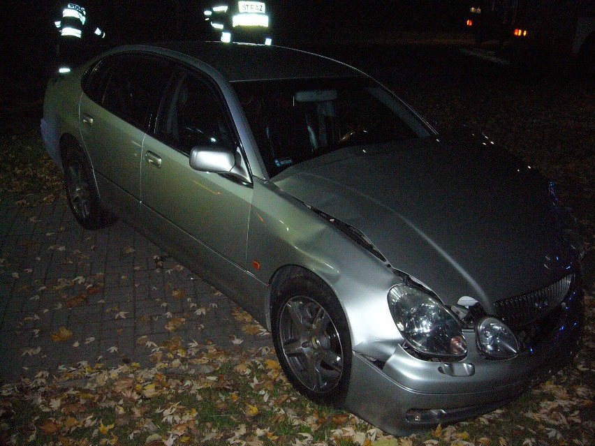 Żory: Lexus zderzył się z volkswagenem [ZDJĘCIA]