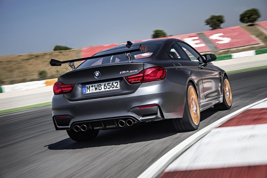 Napędem BMW M4 GTS zajmie się 3-litrowa jednostka benzynowa,...