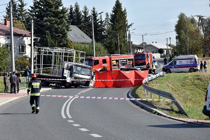 Gorlice. Tragiczny wypadek. Na północnej obwodnicy miasta zginęło dwóch osiemnastolatków [ZDJĘCIA]