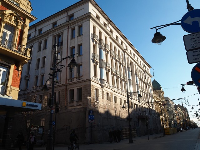 Zabytkowy Grand Hotel to jedna z wizytówek Łodzi. Czy podczas jego remontu popełniono przestępstwo? Sprawą zajęła się prokuratura.