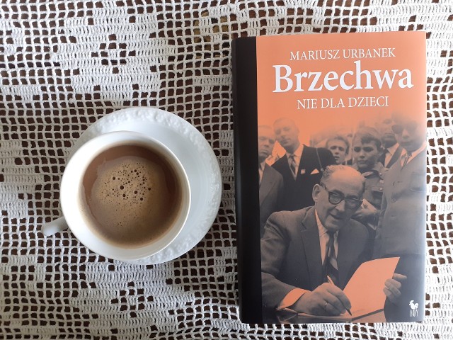 Mariusz Urbanek, „Brzechwa nie dla dzieci”, Wydawnictwo Iskry, Warszawa 2023, stron 353