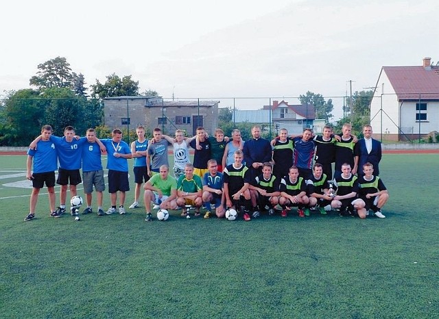 Ekstraklasa Parafialna w Suchowoli została zorganizowana po raz pierwszy. Wszystkim, którzy wzięli udział w rozgrywkach dostarczyła wspaniałej zabawy. 