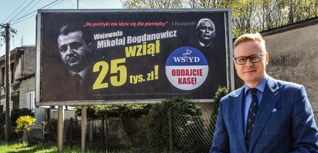 Działacze PO krytykowali między innymi premie dla wojewody i nagrody dla rządu.