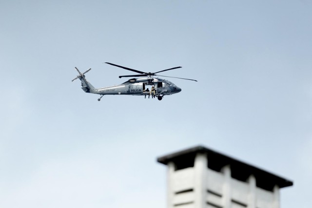 Podczas ćwiczeń z użyciem śmigłowca Black Hawk doszło w Gdyni do wypadku.