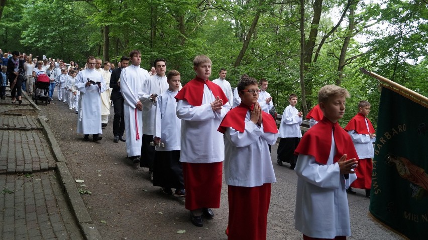 Boże Ciało w Jastrzębiu: tłumy na procesji