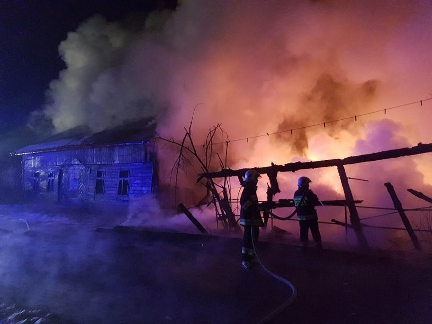 Pożar w Kotlinach pod Łodzią. Spłonął zabytkowy młyn